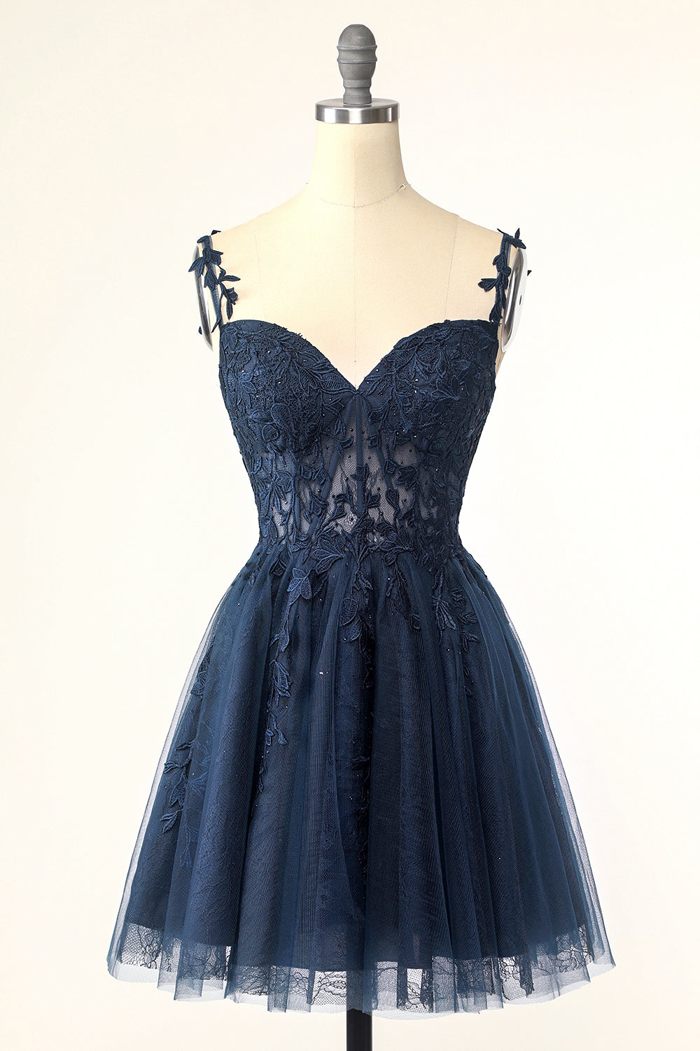 Grey Spaghetti Straps Short Homecoming Dress with Appliques