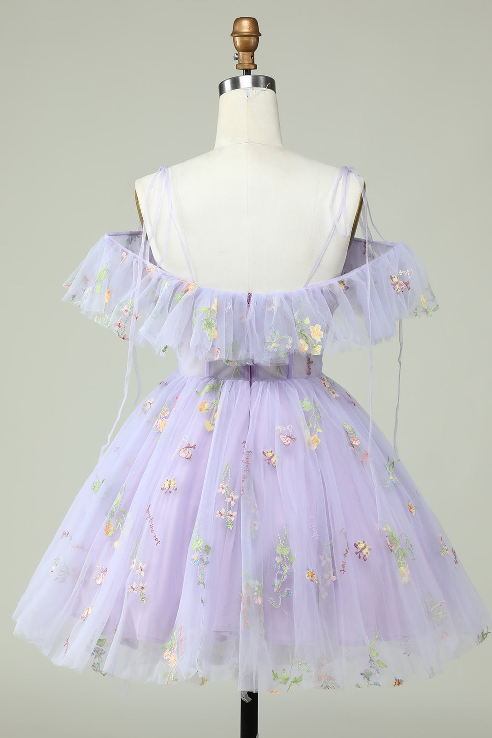 A-Line V-Neck Spaghetti Straps Embroidery Lavender Short Homecoming Dress