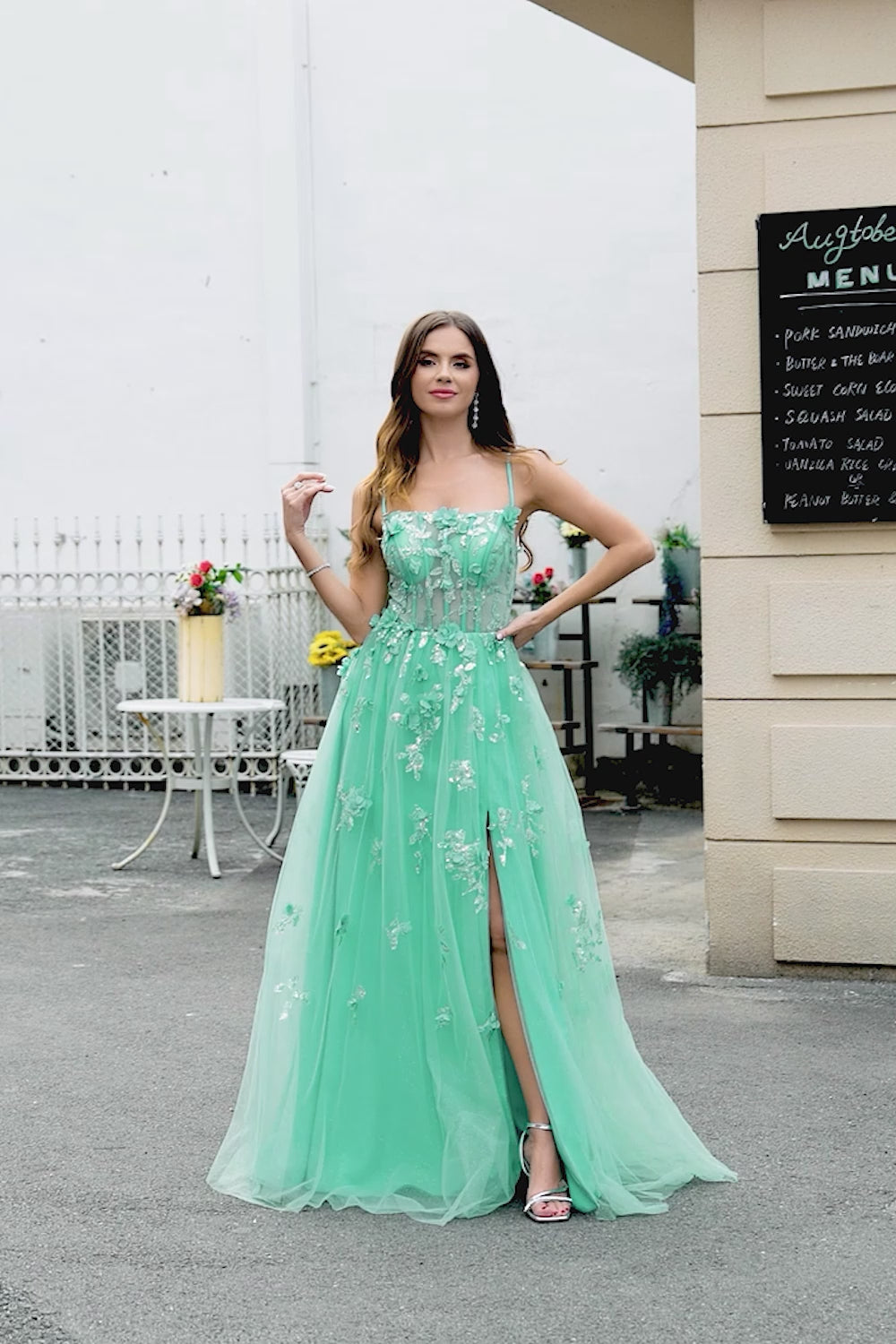 A-Line Green Tulle Corset Prom Dress with Appliques