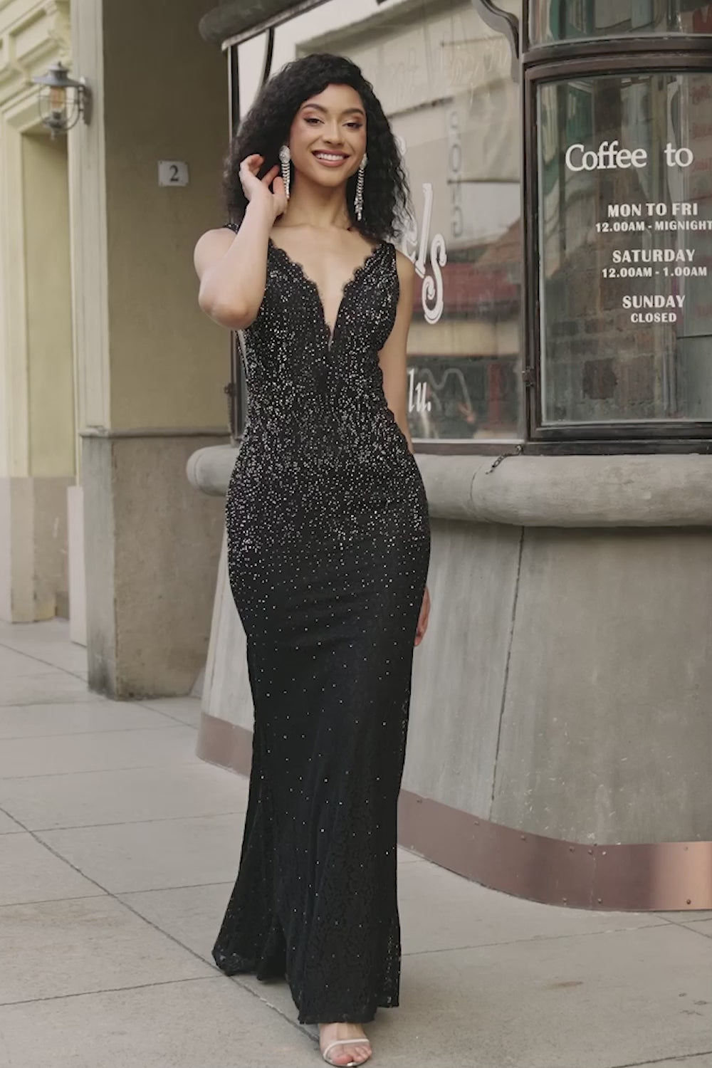Sparkly Mermaid Deep V Neck Black Lace Long Prom Dress with Beading