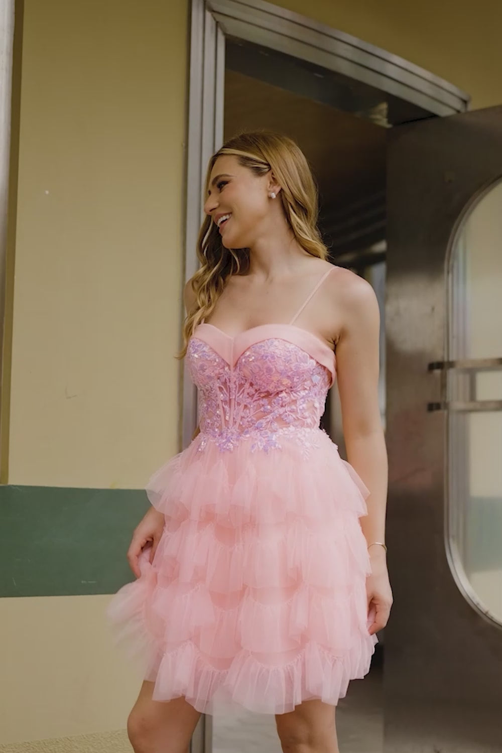 Pink Tulle Spaghetti Straps Corset Short Homecoming Dress with Ruffles