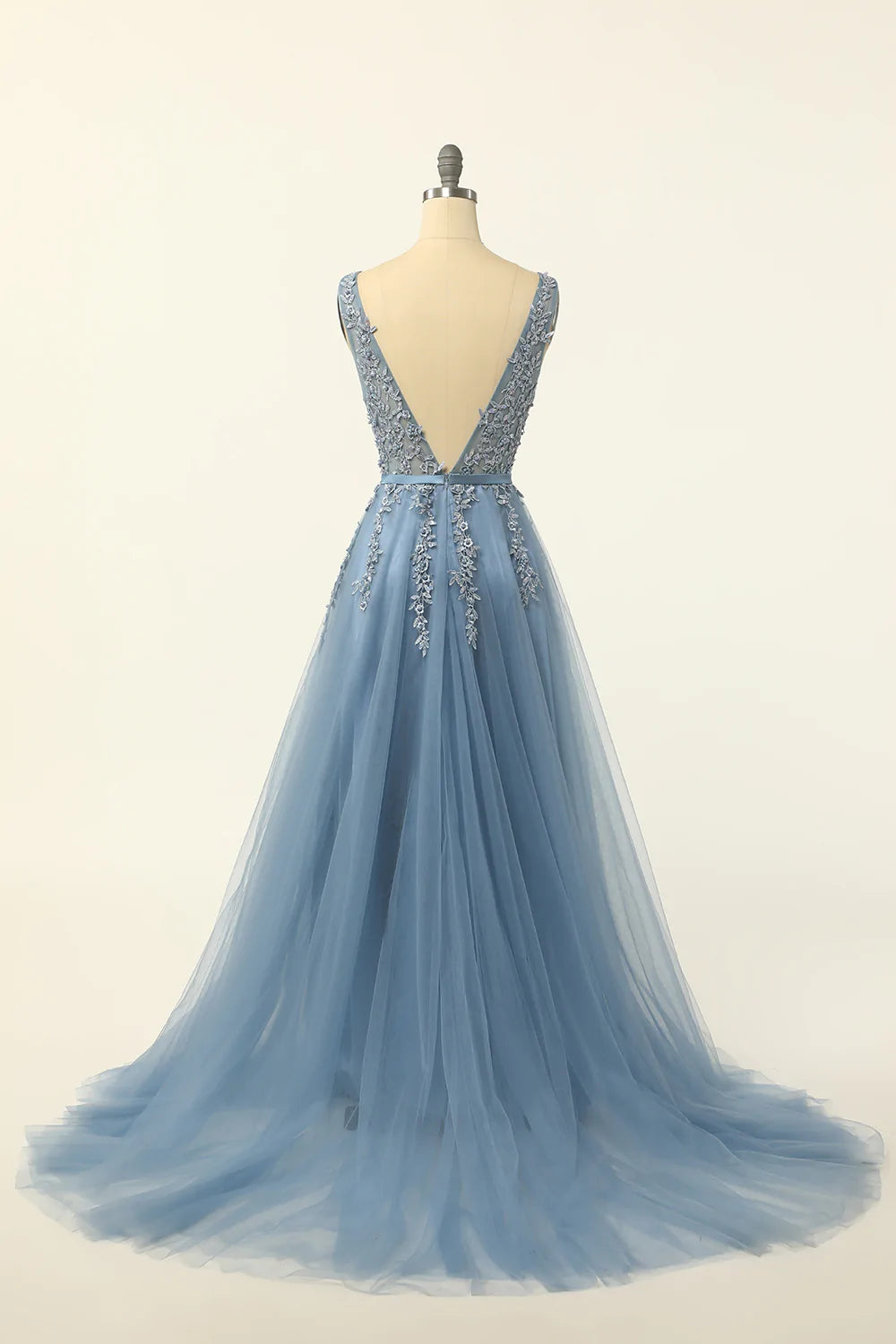 Blue Tulle Sleeveless Prom Dress with Appliques