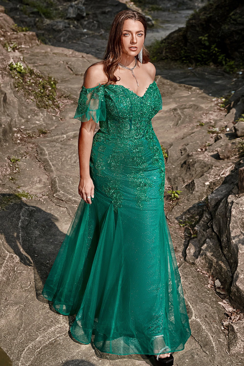Mermaid Off the Shoulder Dark Green Plus Size Prom Dress with Appliques