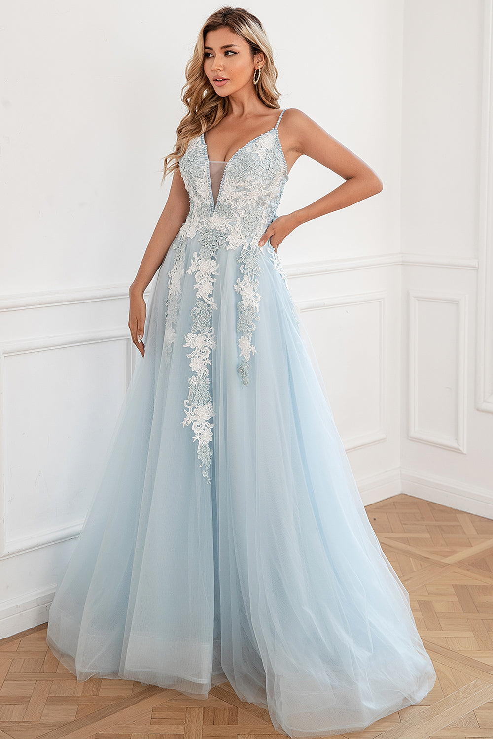 Light Blue Tulle Prom Dress With Appliques