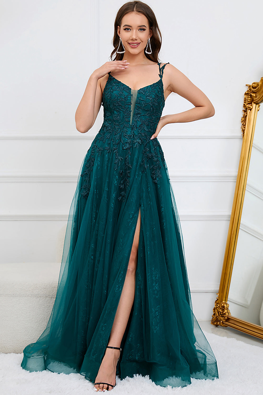 A Line Spaghetti Straps Dark Green Long Prom Dress with Appliques